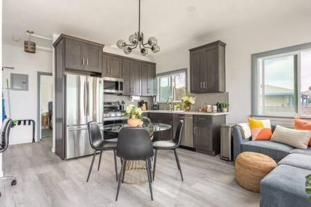 Amazing Ocean View - Luxury Manhattan Beach 1 Bedroom - Parking Zewnętrze zdjęcie